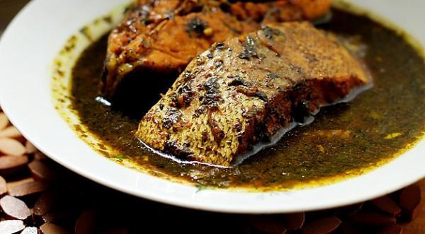 طرز تهیه قلیه ماهی با تن ماهی