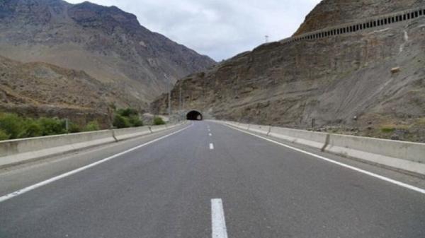 تردد در جاده کرج ، چالوس به حالت عادی باز می گردد تردد در جاده کرج ، چالوس به حالت عادی باز می شود