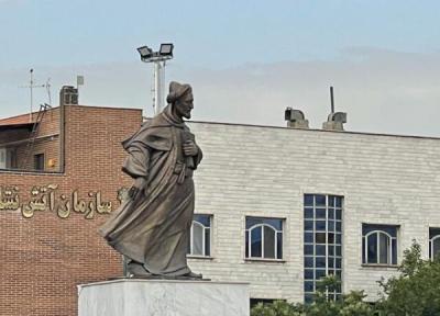 بزرگترین مجسمه برنزی تهران رونمایی شد ، سعدی با این شکوه آمد ؛ حکیم نظامی هم در ونک می ایستد