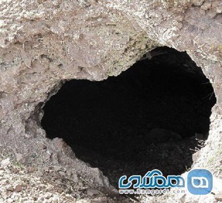 غار بادامستان یکی از دیدنی های استان البرز به شمار می رود غار بادامستان یکی از دیدنی های استان البرز به شمار می رود